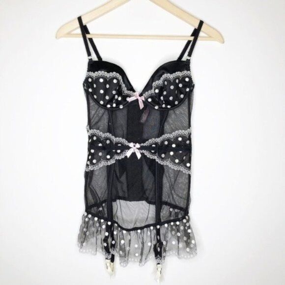 VICTORIA'S SECRET Corset Lingerie  - Picture 1 of 7